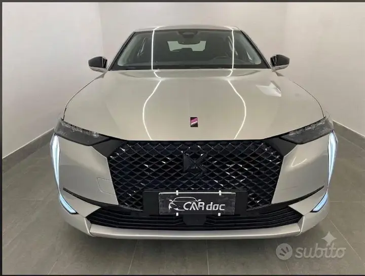 DS Automobiles Ds 4
