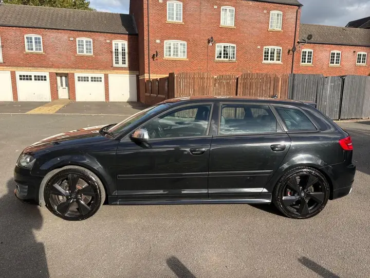 Audi S3 2011 photo 4