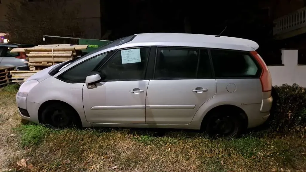 Citroen C4 Picasso 2010 photo 2