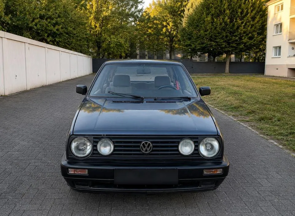 Volkswagen Golf 2