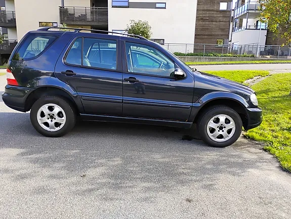 Mercedes-Benz Ml270 2002 photo 4