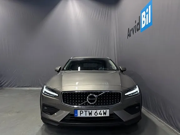 Volvo V60 Cross Country 2019 photo 4