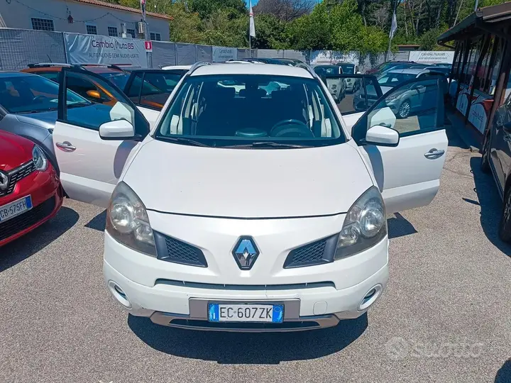 Renault Koleos 2010 photo 3
