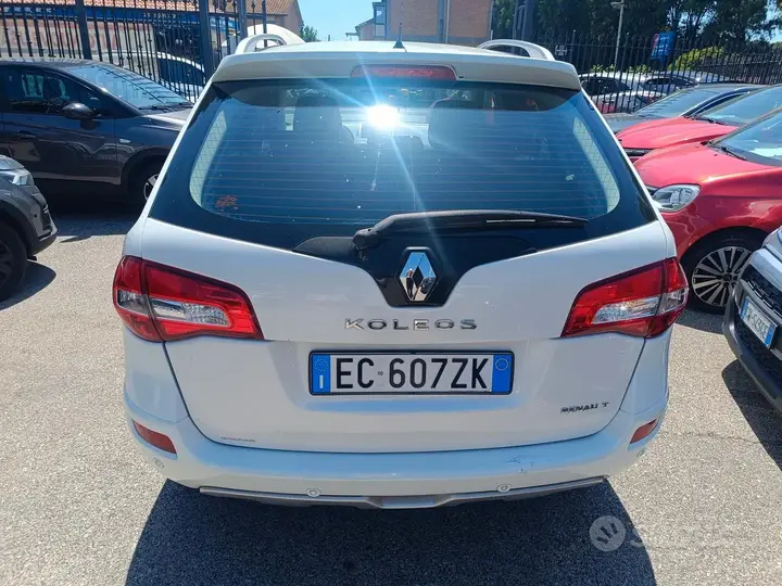 Renault Koleos 2010 photo 5