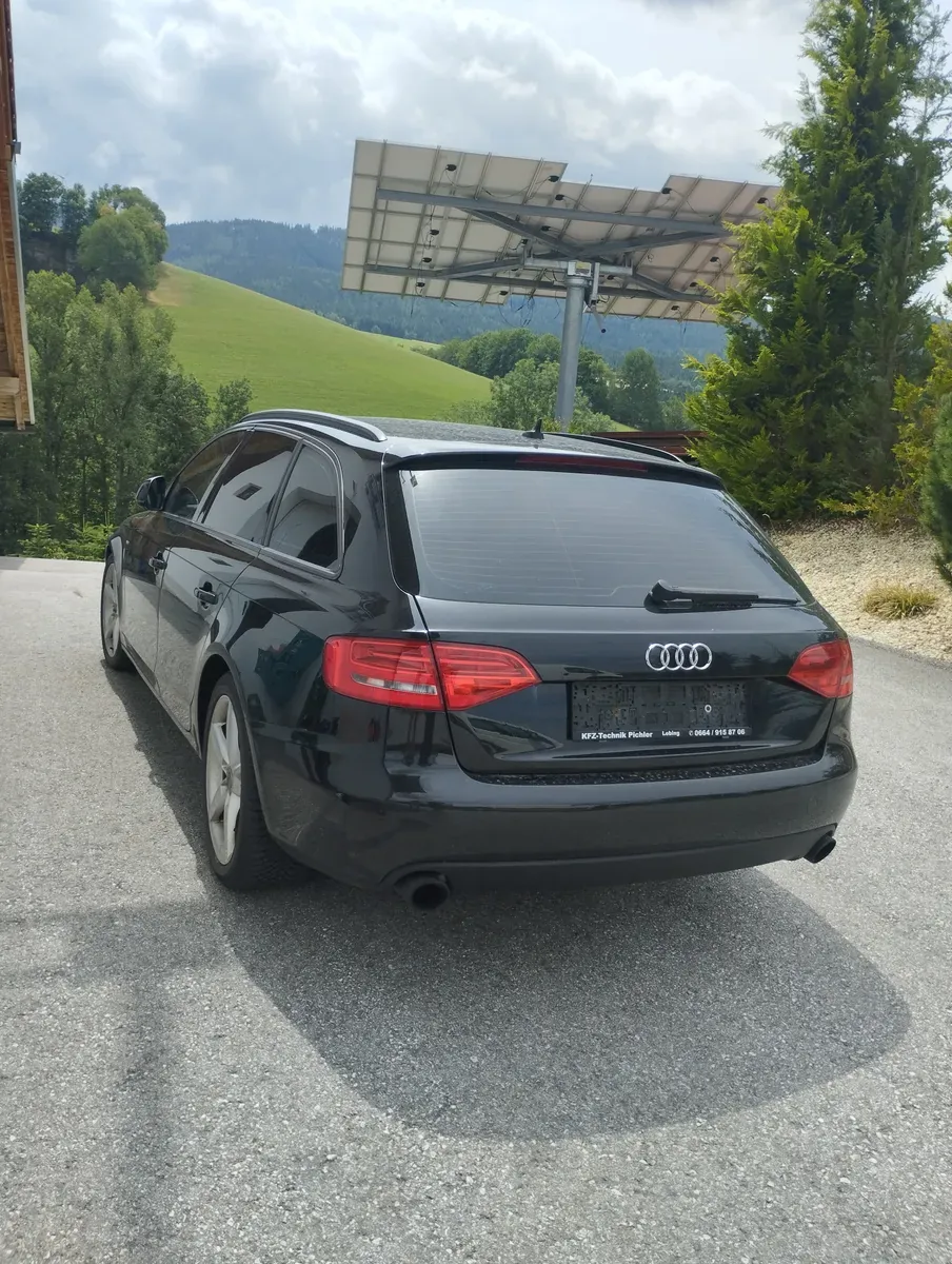 Audi A4 2008 photo 2