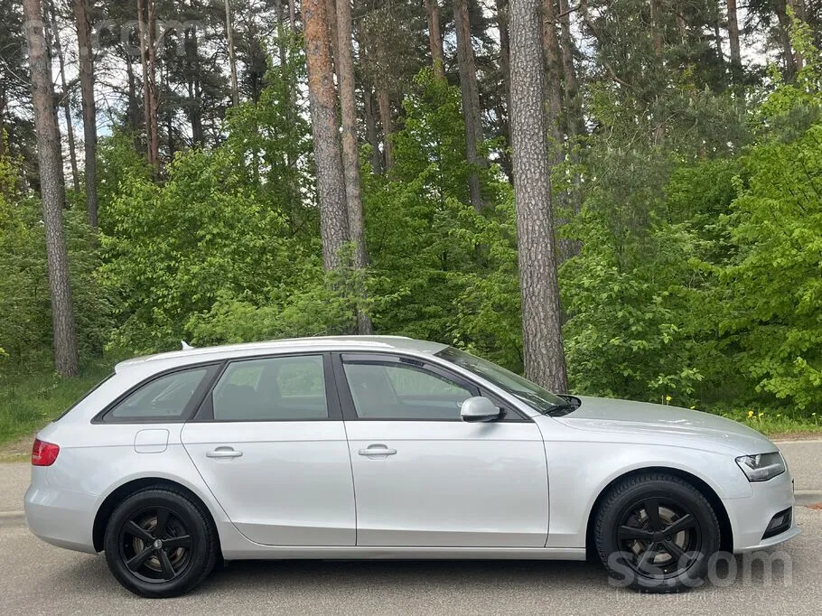 Audi A4 2012 photo 5