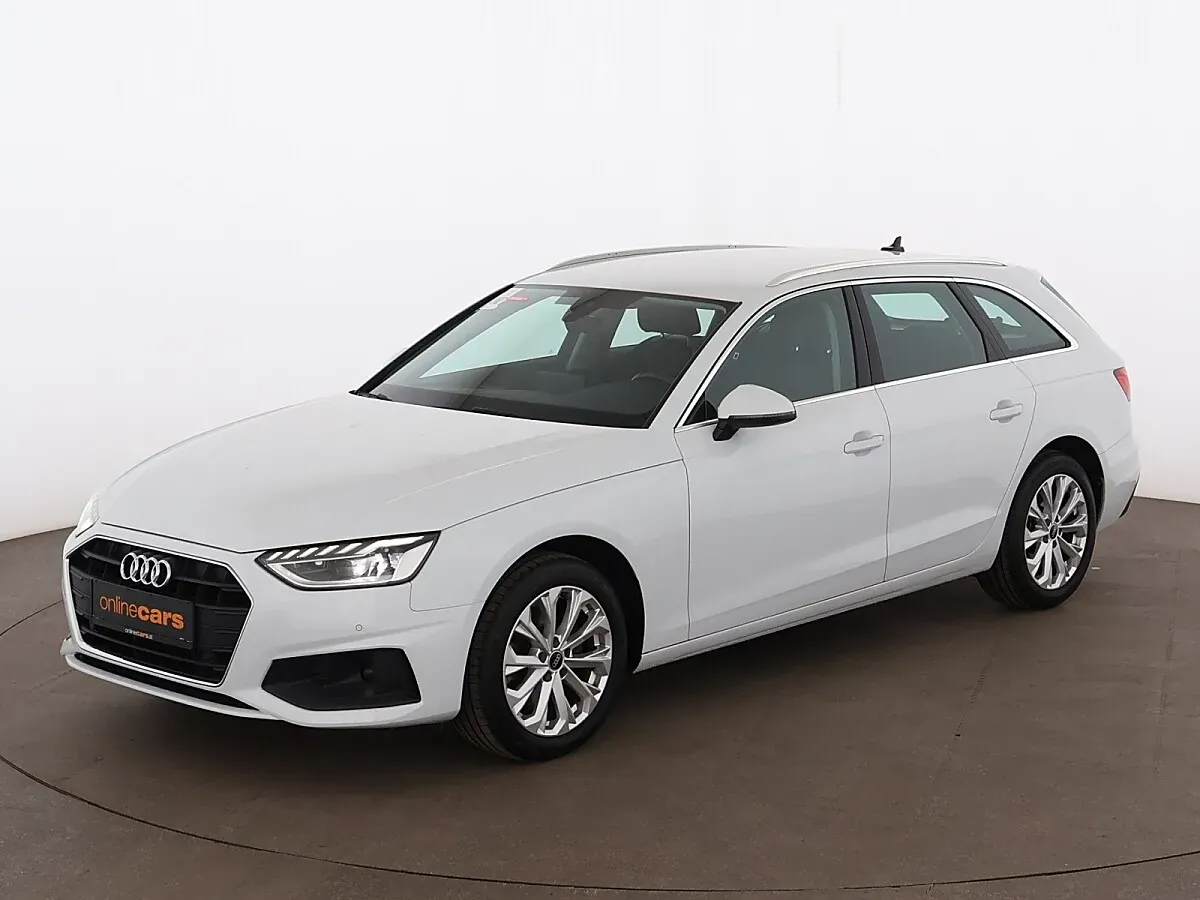 Audi A4 2022 photo 2