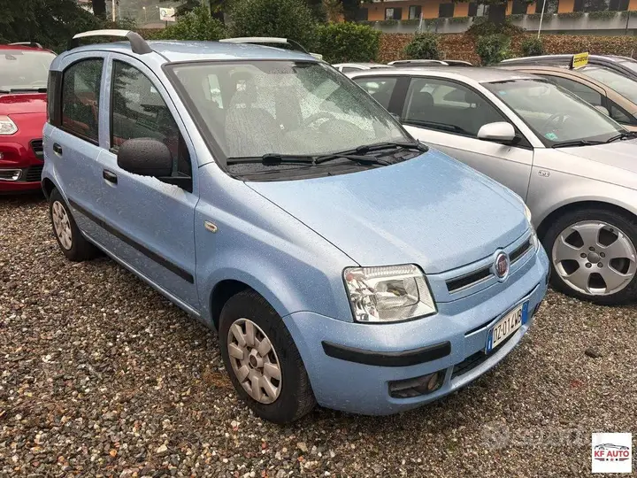 Fiat Panda 2010 photo 2