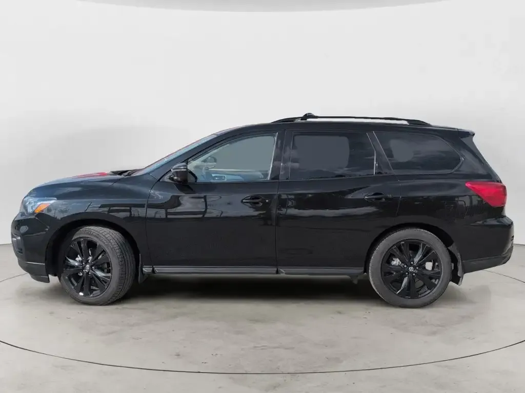 Nissan Pathfinder 2018 photo 3