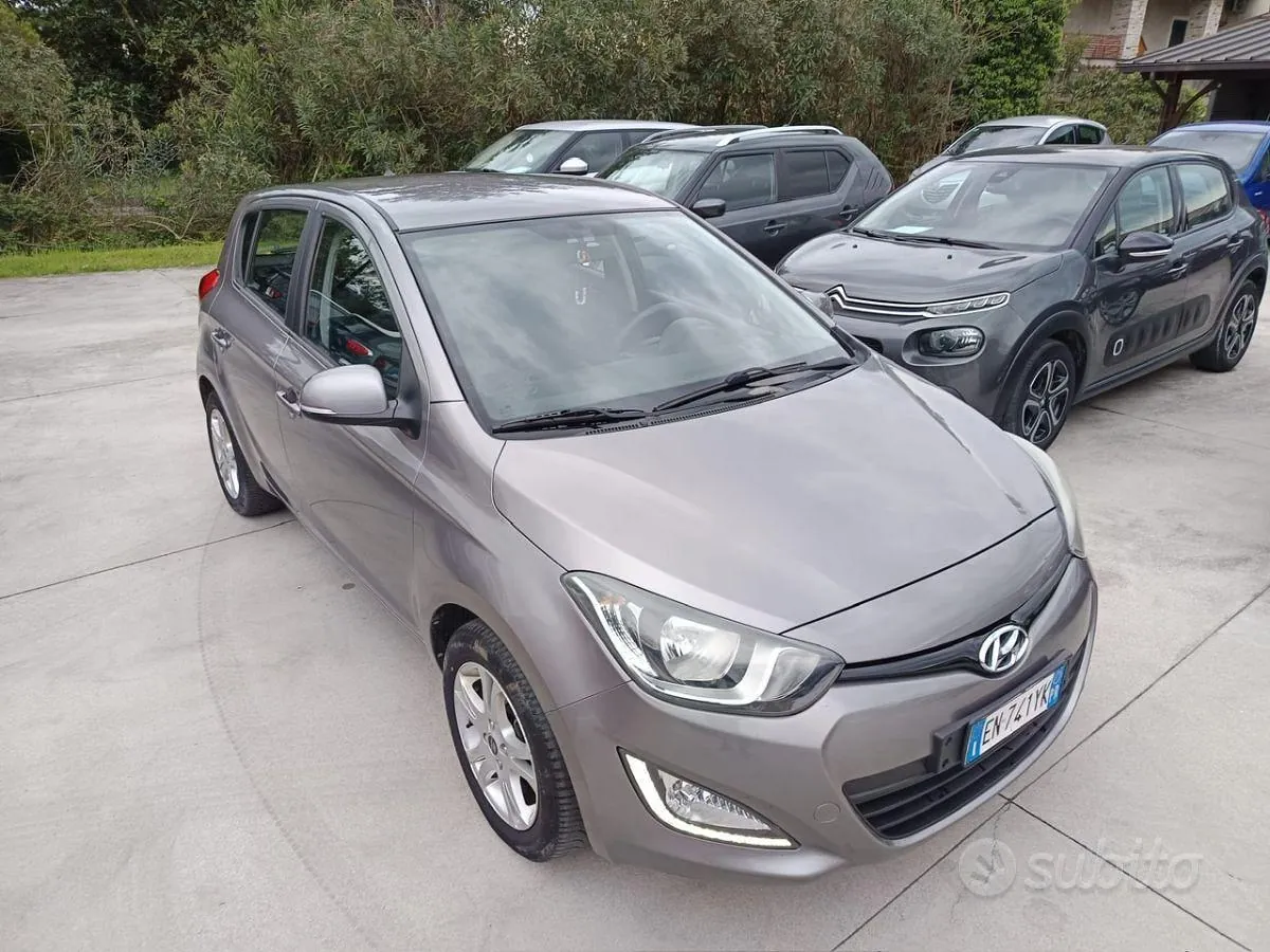 Hyundai I20 2012 photo 5