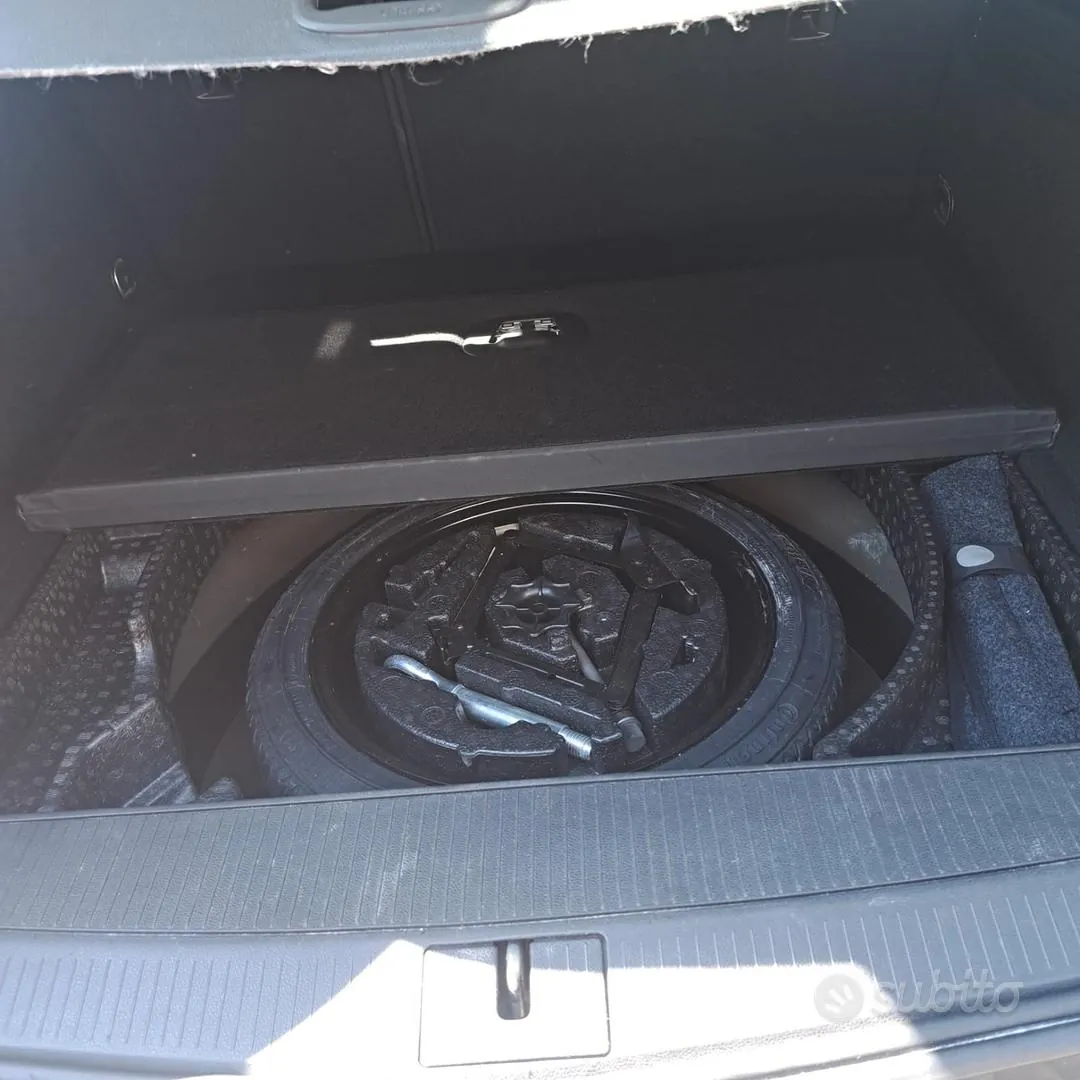 Opel Astra 2013 photo 4