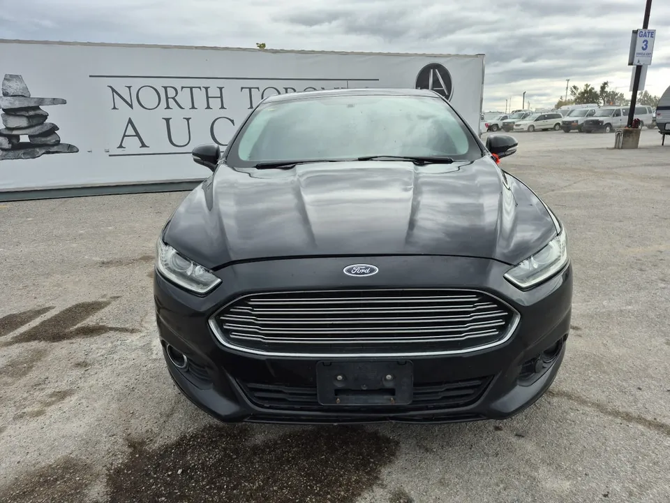 Ford Fusion 2013 photo 2