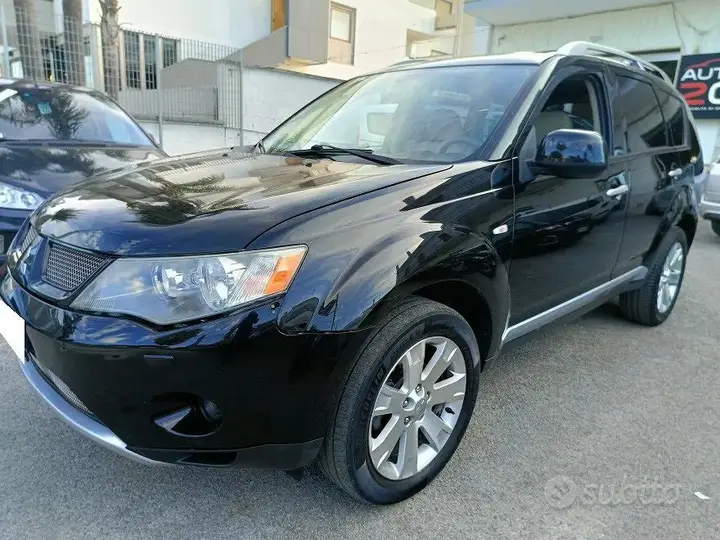 Mitsubishi Outlander 2007 photo 2