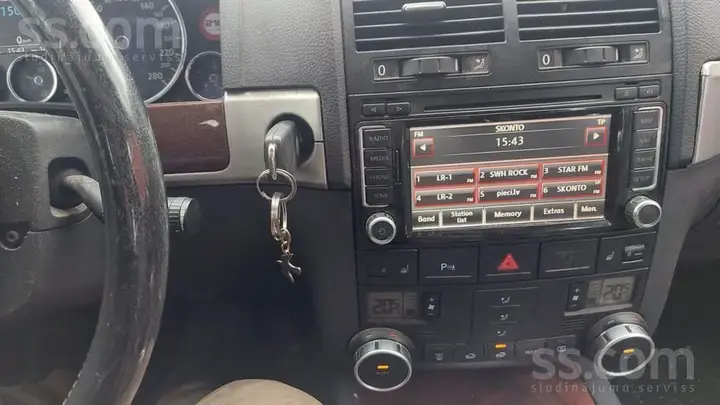 Volkswagen Touareg