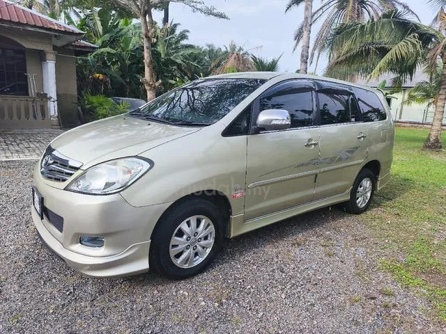 Toyota Innova