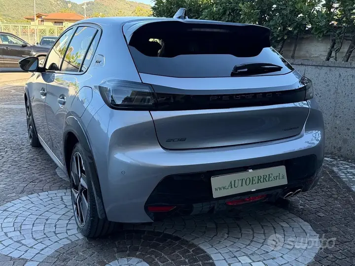 Peugeot 208 2025 photo 4