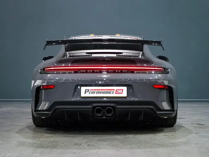 Porsche 911 2025 photo 5
