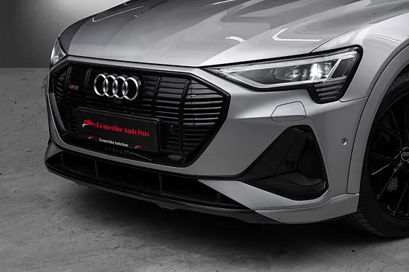 Audi E-Tron 2022 photo 2