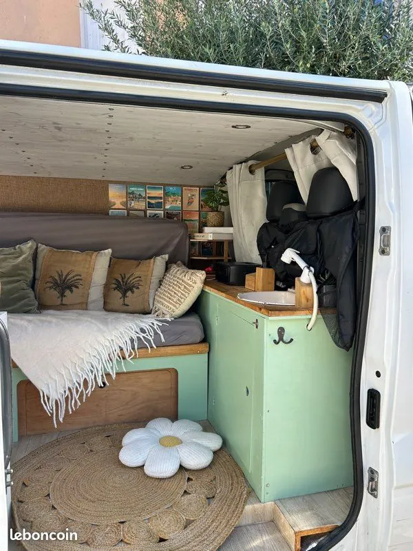 Renault Trafic 2011 photo 4