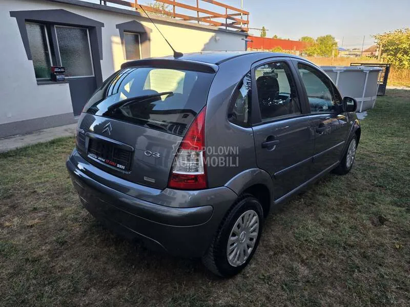 Citroen C3 2010 photo 4