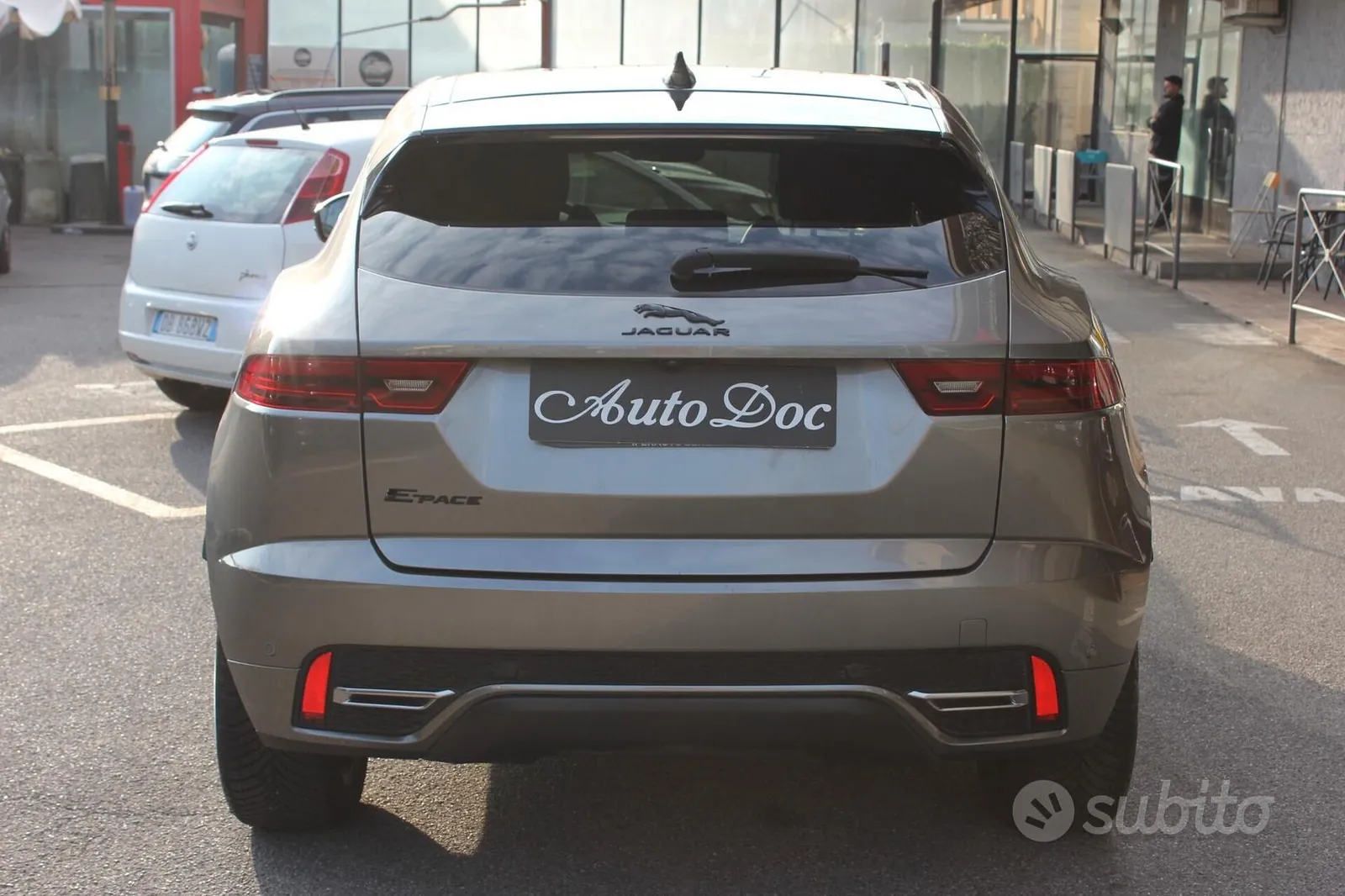 Jaguar E-Pace 2022 photo 5