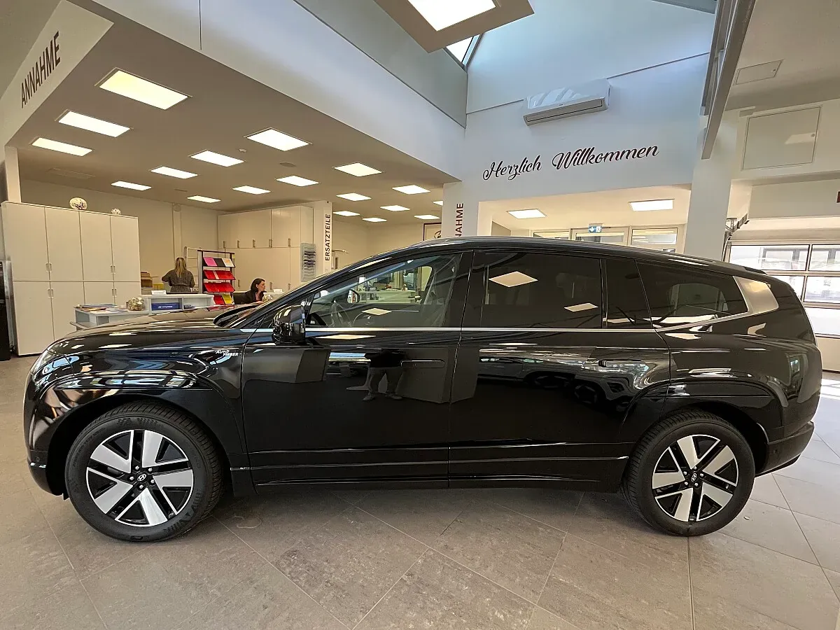 Hyundai Ioniq 9 2026 photo 3