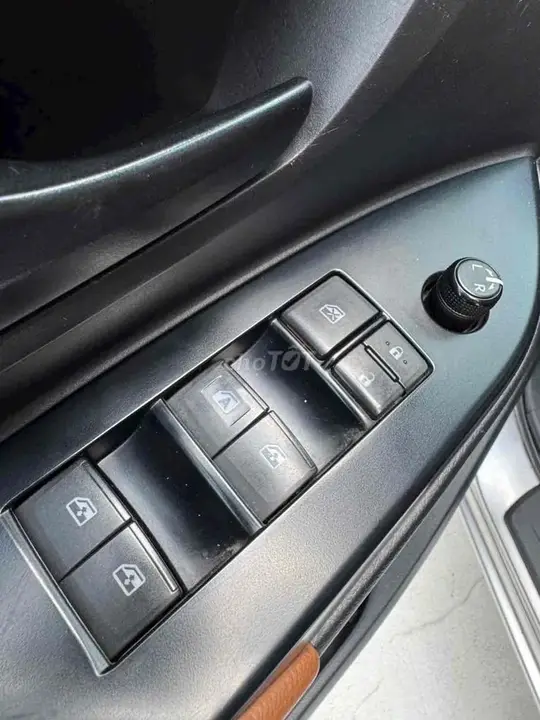 Toyota Innova 2017 photo 4