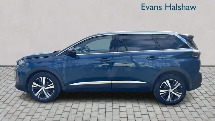 Peugeot 5008 2023 photo 4