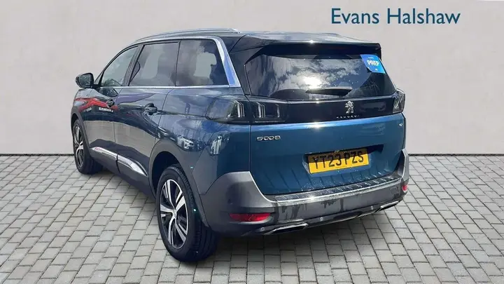 Peugeot 5008 2023 photo 3