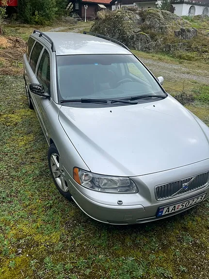 Volvo V70 2005 photo 2