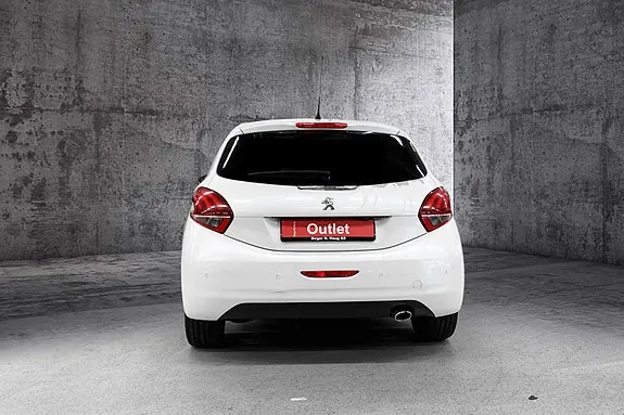 Peugeot 208 2016 photo 4