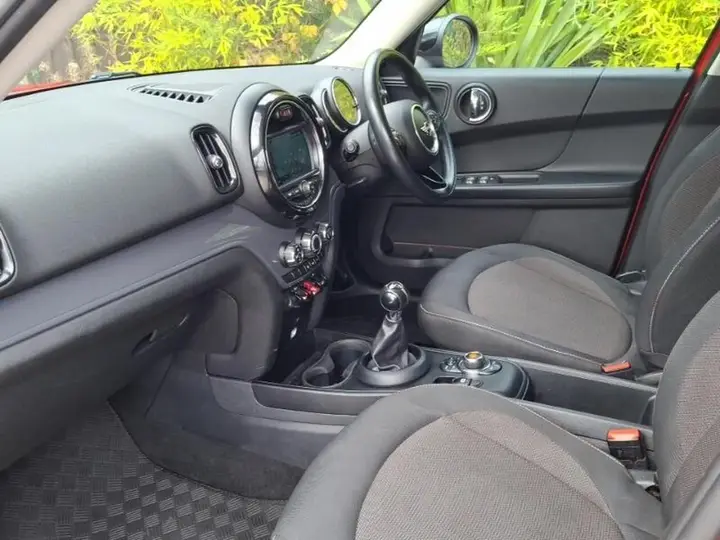 Mini Countryman 2018 photo 5