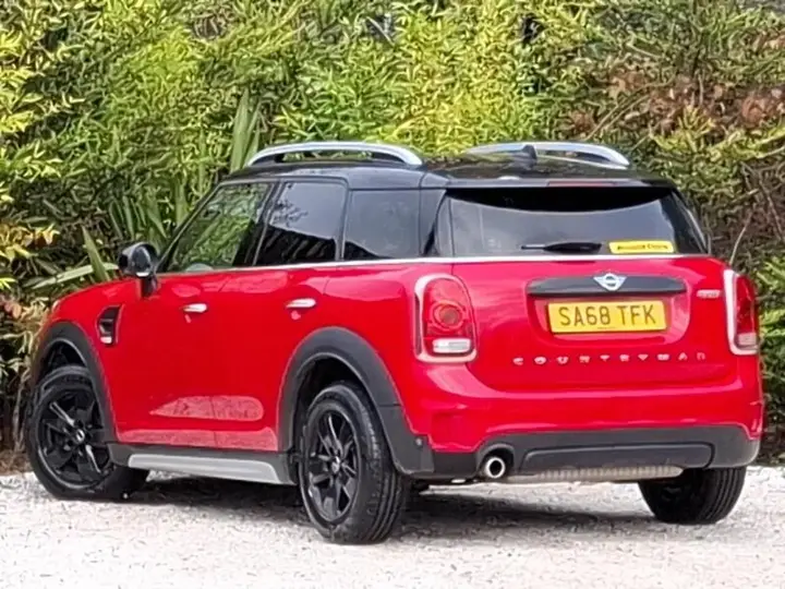 Mini Countryman 2018 photo 2