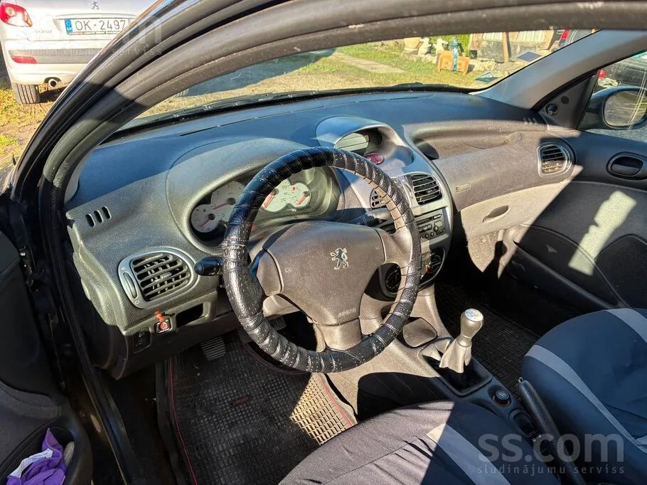 Peugeot 206 2002 photo 5
