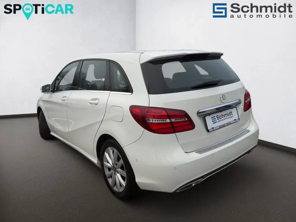 Mercedes-Benz B-Class 2017 photo 3