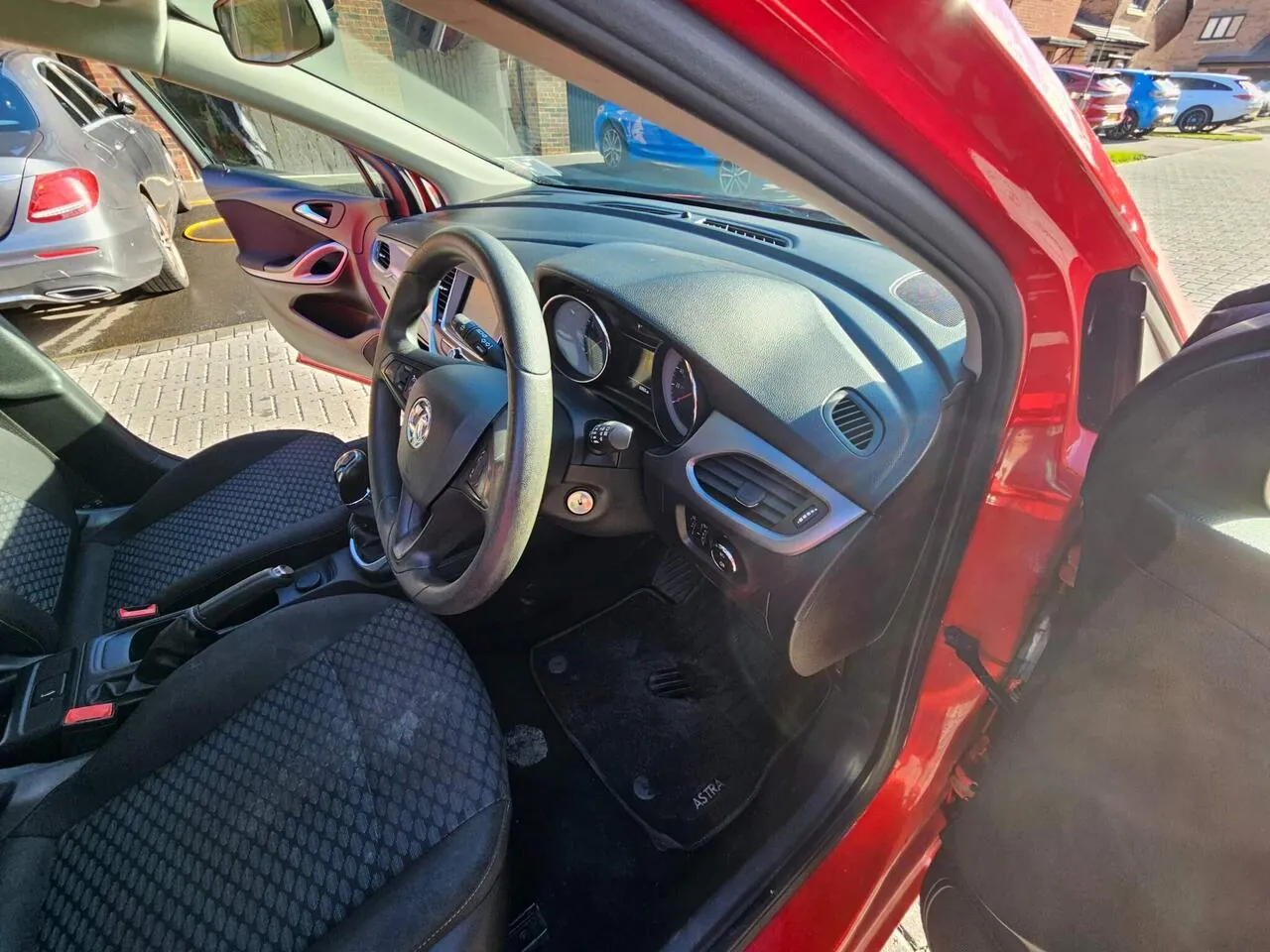 Vauxhall Astra 2018 photo 4