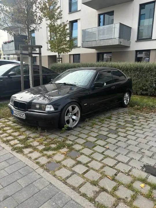BMW 323Ti