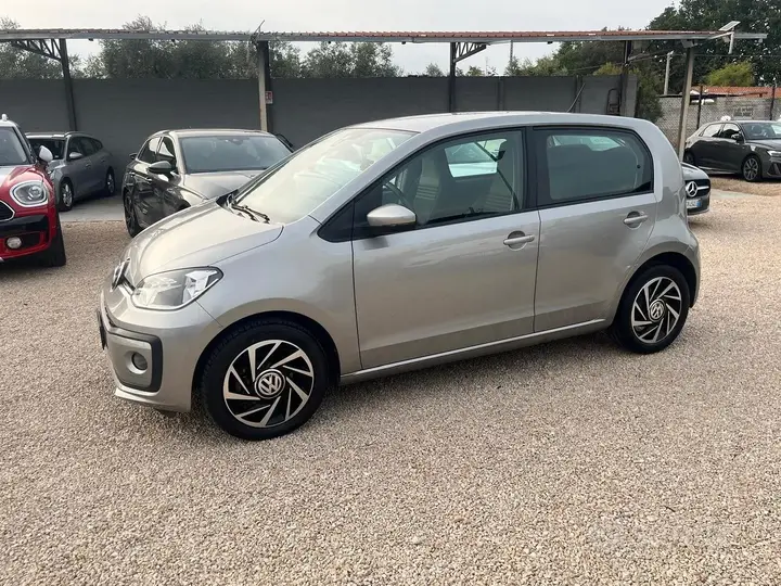 Volkswagen Up 2019 photo 2