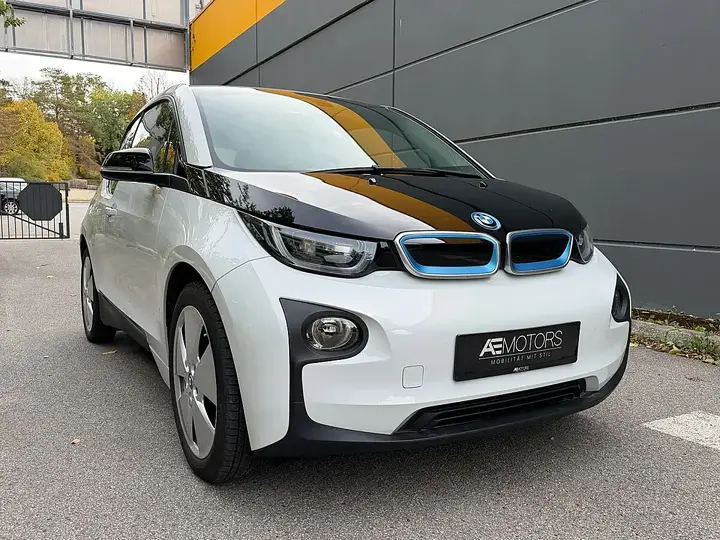 BMW I3