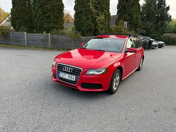 Audi A4 2010 photo 2
