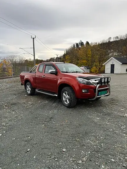 Isuzu D-Max 2016 photo 2