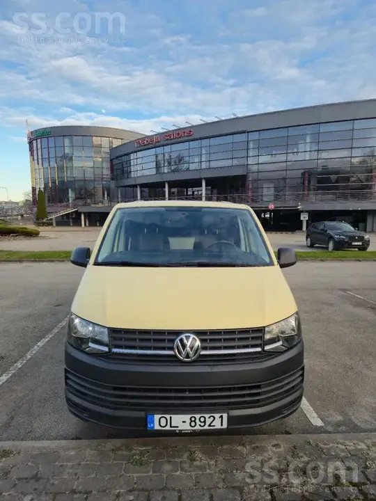 Volkswagen Transporter 2017 photo 2