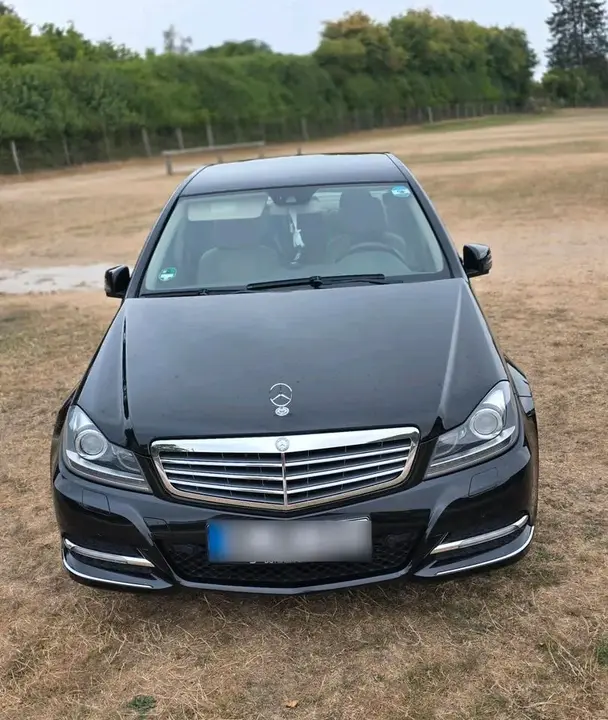 Mercedes-Benz C200