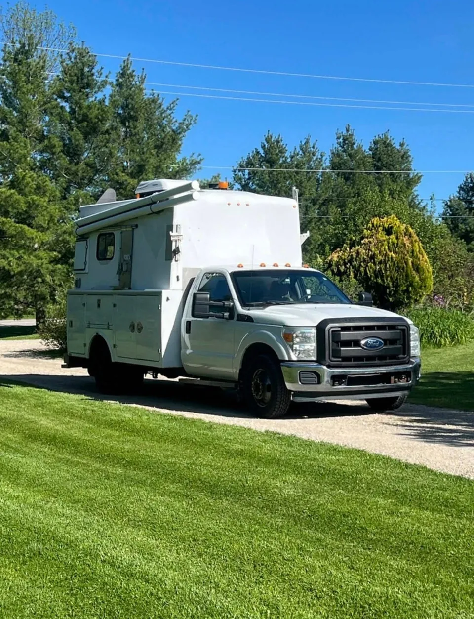Ford F350 2012 photo 2
