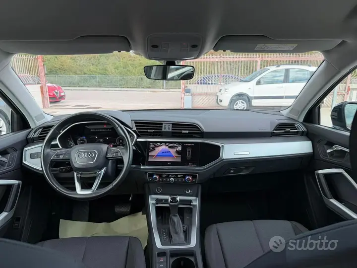 Audi Q3 2023 photo 3
