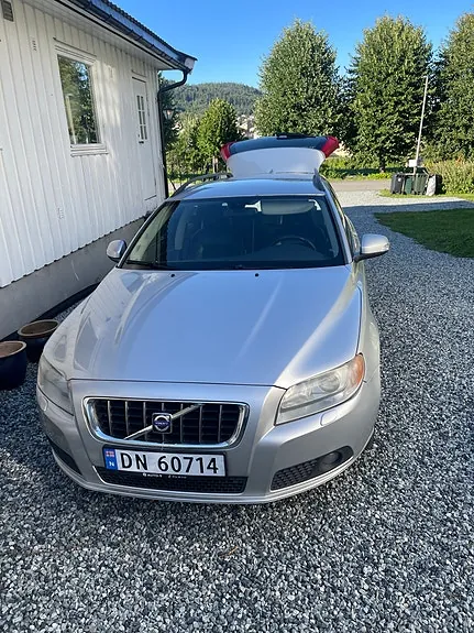 Volvo V70 2008 photo 3
