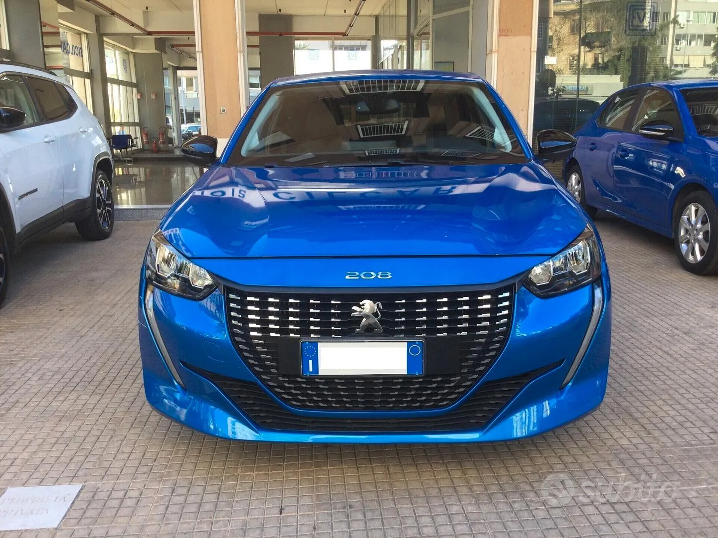 Peugeot 208 2023 photo 4