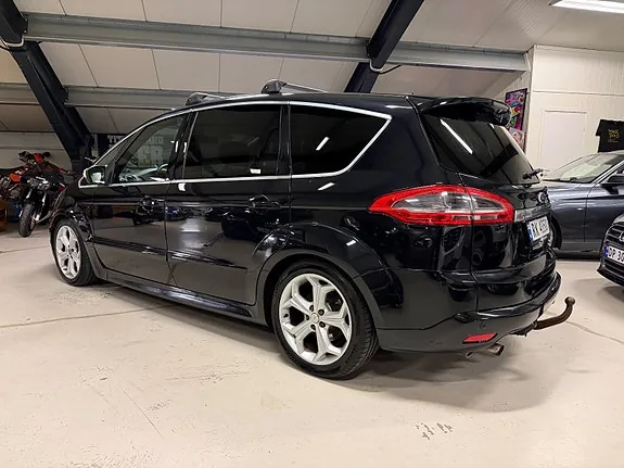 Ford S-Max 2012 photo 3