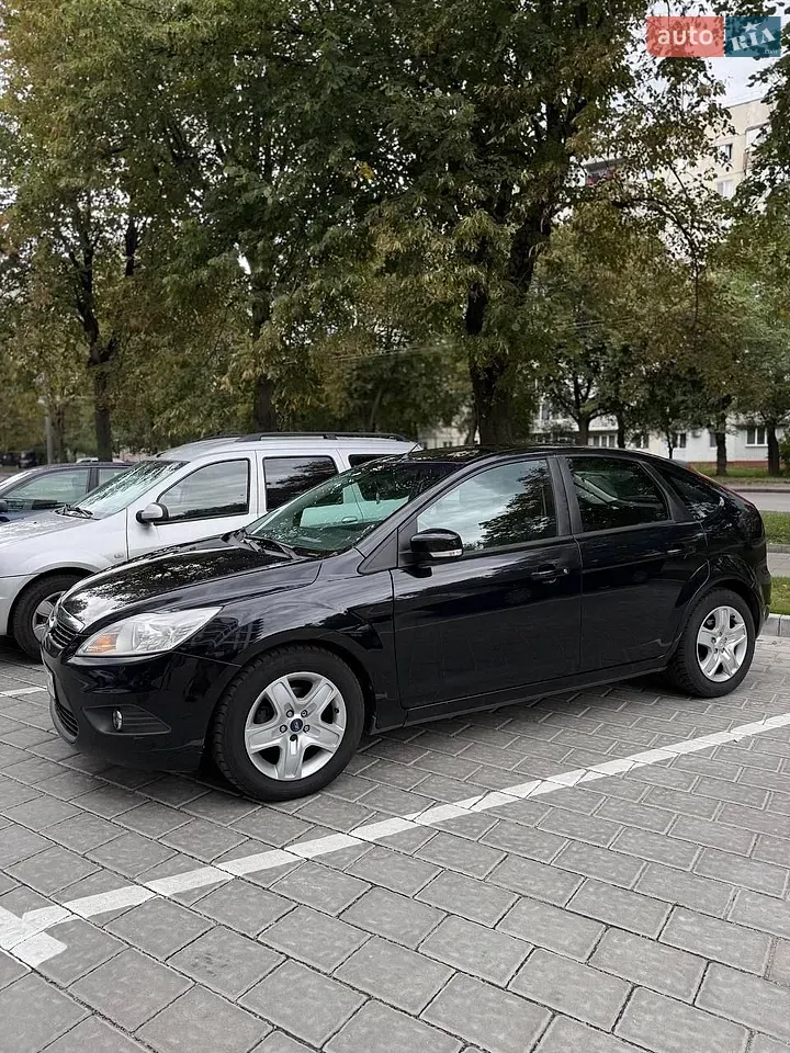 Ford Focus 2011 photo 3