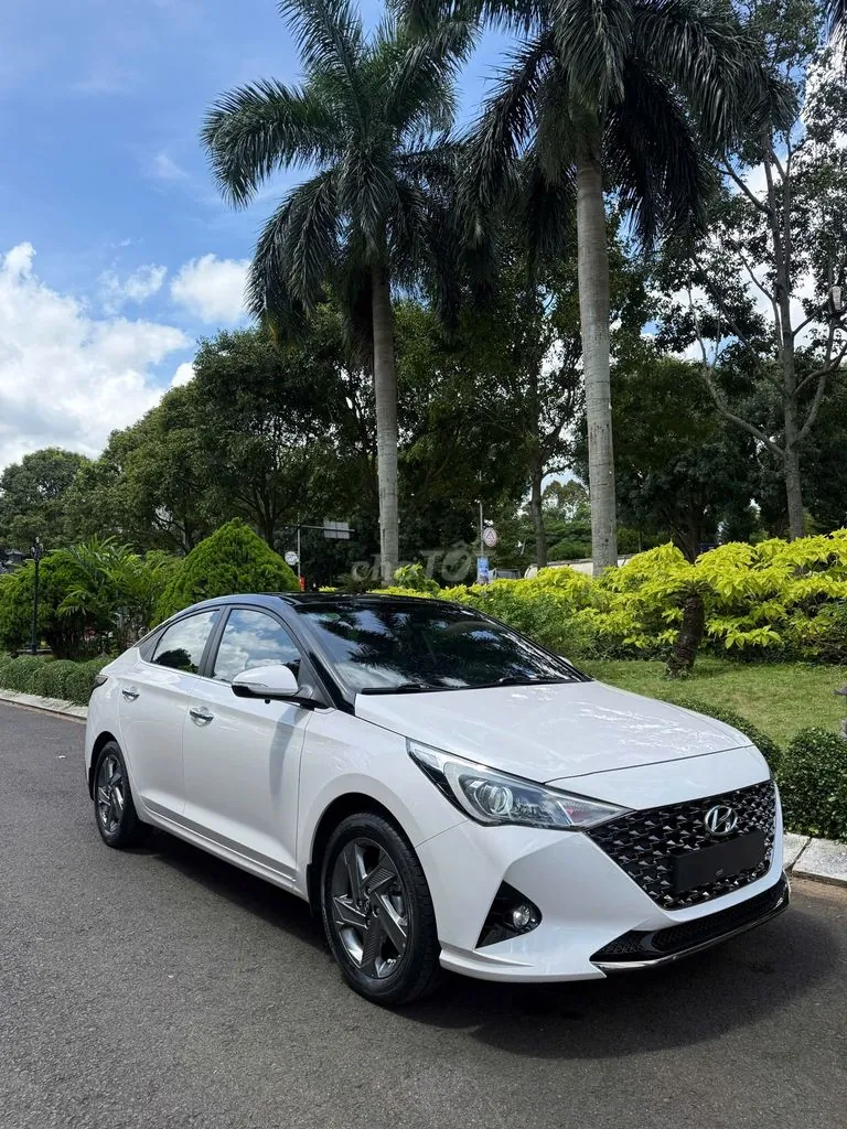 Hyundai Accent 2023 photo 2